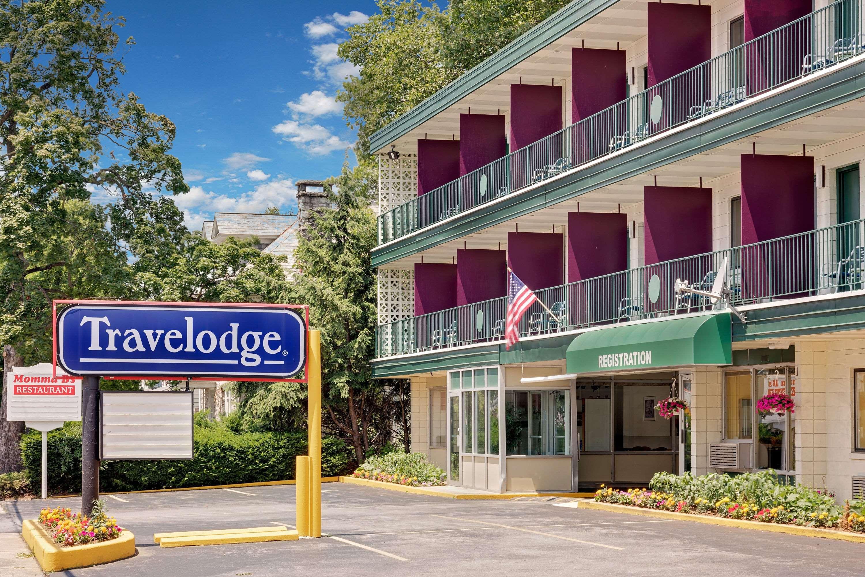 Travelodge By Wyndham Chambersburg Exterior photo